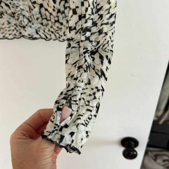 FP Movement Lightweight Pattern Layer - Picture 4 of 5